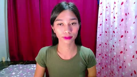 Snapshot of urloverjasmine_xx chatting on July 31, 3:44 pm urloverjasmine_xx online show from July 31, 3:44 pm