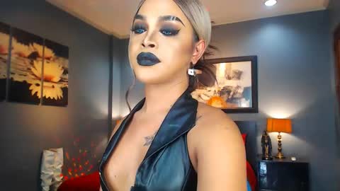 UrMajestyTyra online show from February 21, 7:12 am