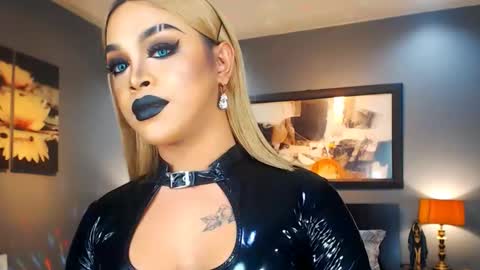 UrMajestyTyra online show from February 25, 2:03 am