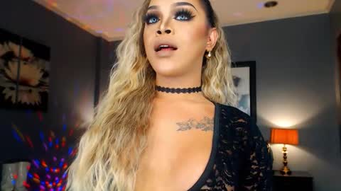 UrMajestyTyra online show from September 15, 1:38 am