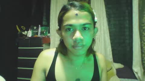 Snapshot of urmen_steve chatting on January 6, 8:23 pm urmen_steve online show from January 6, 8:23 pm