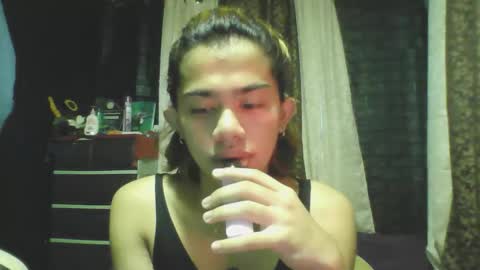 Snapshot of urmen_steve chatting on January 7, 9:23 am urmen_steve online show from January 7, 9:23 am