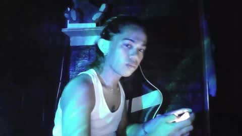 Snapshot of urmen_steve chatting on January 13, 7:41 pm urmen_steve online show from January 13, 7:41 pm