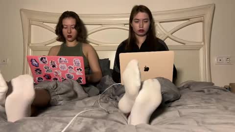 urmissalice online show from February 11, 5:29 pm