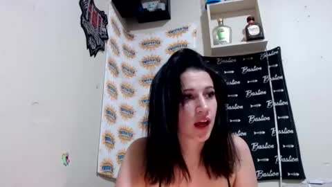 urmomalexx online show from March 19, 1:31 am