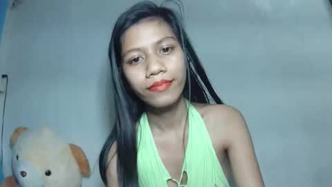 It me SHELLA  online show from March 12, 7:09 pm