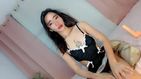 urnaughty_jeah online show from June 10, 8:35 am