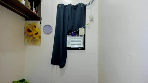 Snapshot of uronlycalliope chatting on July 29, 1:53 pm calliope online show from July 29, 1:53 pm