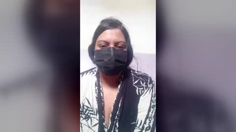 Snapshot of uroojkhan6 chatting on July 25, 8:12 am uroojkhan6 online show from July 25, 8:12 am