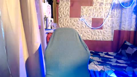 Snapshot of urpinaymistizaxxx chatting on June 17, 3:02 pm urpinaymistizaxxx online show from June 17, 3:02 pm