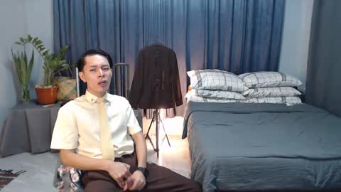 Mel online show from February 24, 4:27 am