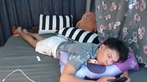 Mel online show from November 7, 2:33 am