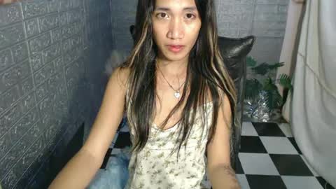 Snapshot of urprincessamara69 chatting on March 12, 5:07 pm Amara online show from March 12, 5:07 pm