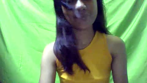  Darlyn room  online show from January 13, 1:45 am
