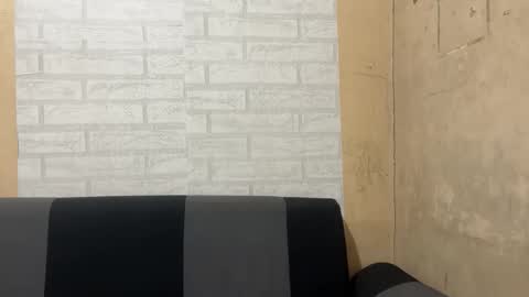 Snapshot of ursexypinayy chatting on December 15, 2:10 pm ursexypinayy online show from December 15, 2:10 pm