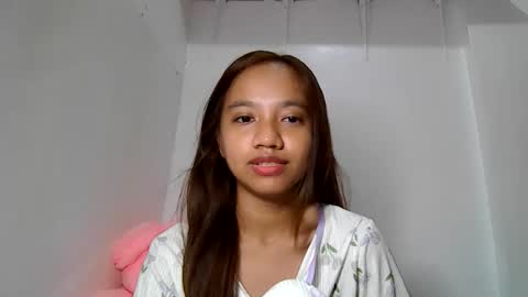 Snapshot of urshamegirl4you chatting on June 7, 4:44 pm Your LUNA online show from June 7, 4:44 pm