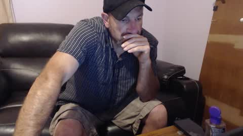 urslav75 online show from September 27, 7:41 pm