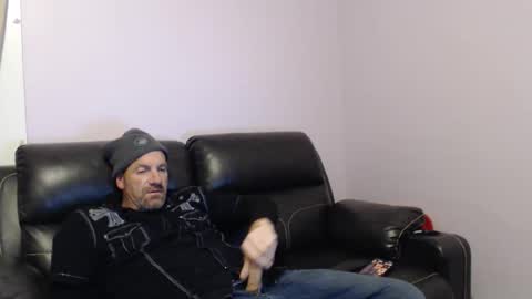 urslav75 online show from December 14, 11:37 am