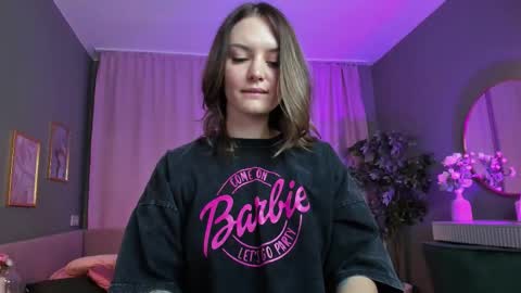 Snapshot of ursula_andresss chatting on February 3, 1:04 am Eva online show from February 3, 1:04 am