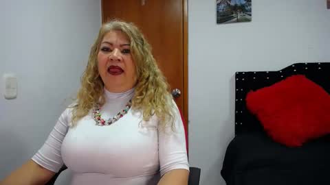 Snapshot of ursulawhite69 chatting on January 26, 3:59 am Eveling Blanco online show from January 26, 3:59 am