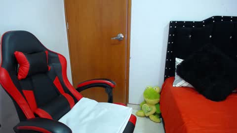 Snapshot of ursulawhite69 chatting on September 9, 4:06 pm Eveling Blanco online show from September 9, 4:06 pm
