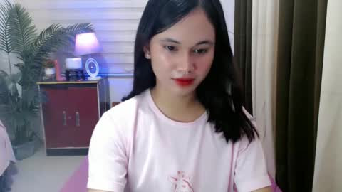 Athisa online show from December 2, 2:45 pm