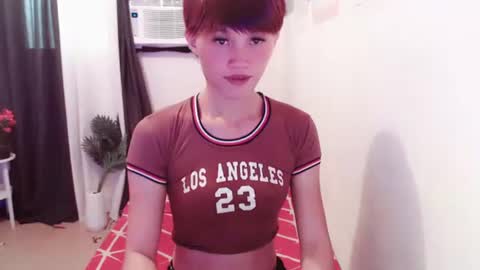 Snapshot of ursweetgirlsammy19 chatting on September 10, 1:49 am sammy the nughty girl who can make you happy online show from September 10, 1:49 am