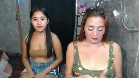 ursweetpinky online show from April 1, 12:33 am