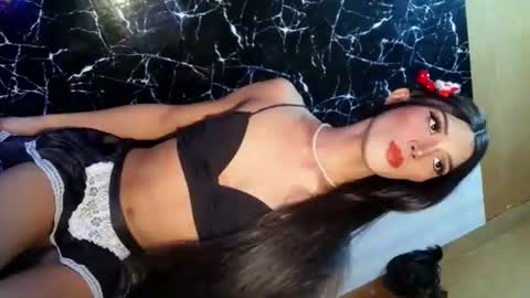Snapshot of urtwink_jm chatting on July 2, 8:53 am mark online show from July 2, 8:53 am