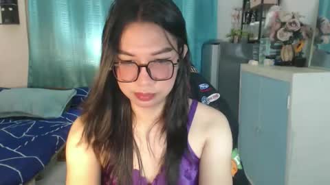 Snapshot of urwetasianprincessxx chatting on May 20, 6:08 am Ashley Kate Mateo Gray online show from May 20, 6:08 am