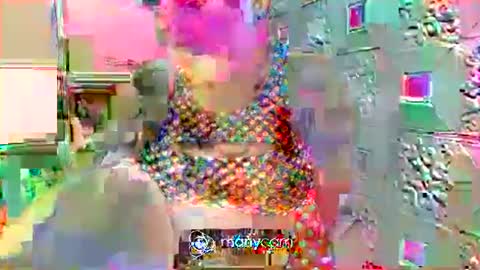 Snapshot of urwildest_dreams69 chatting on February 1, 9:57 pm ella online show from February 1, 9:57 pm