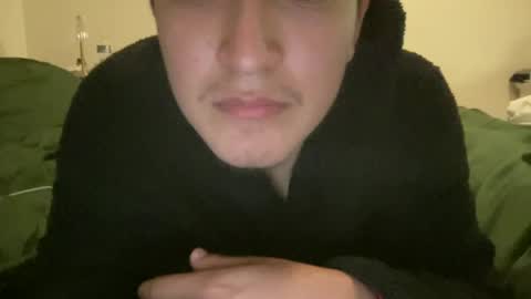 urztrulyy_ online show from June 23, 3:43 pm