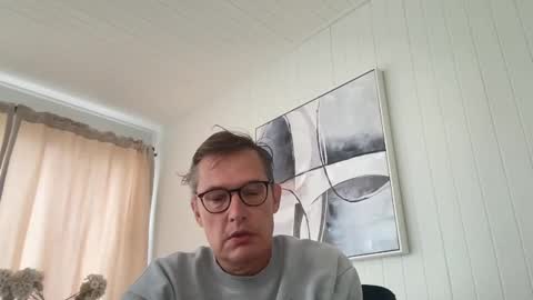 Snapshot of usablemale chatting on December 29, 10:03 pm P online show from December 29, 10:03 pm