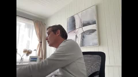 Snapshot of usablemale chatting on February 27, 10:31 pm P online show from February 27, 10:31 pm