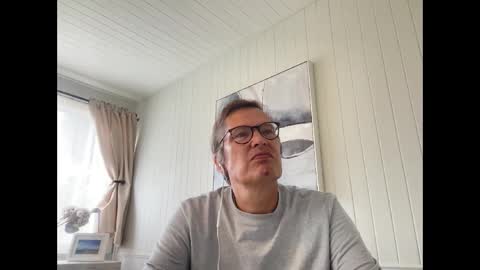 Snapshot of usablemale chatting on March 12, 6:33 pm P online show from March 12, 6:33 pm