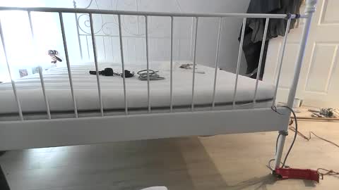 BamBam online show from December 22, 9:44 am