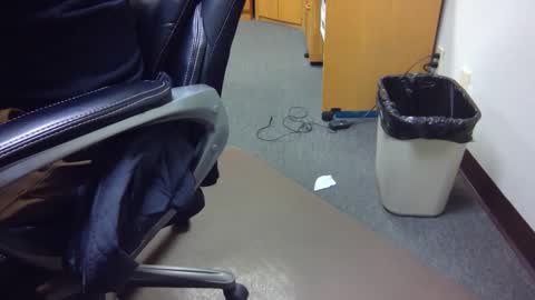 useemie online show from December 23, 6:58 pm