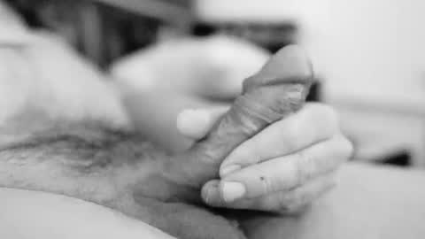 Snapshot of user2f chatting on December 19, 1:29 pm steve online show from December 19, 1:29 pm