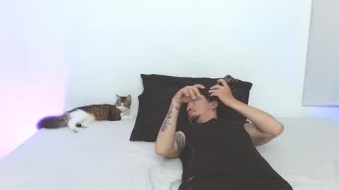 useronlypurple777 online show from November 15, 2:20 am