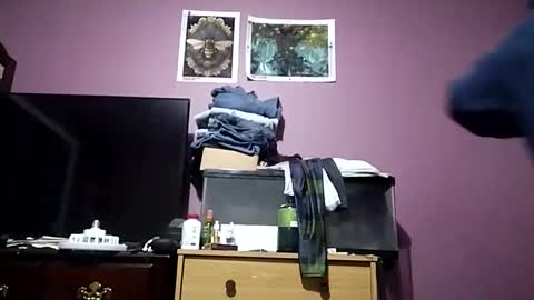 ushavingfun69 online show from April 1, 8:15 am