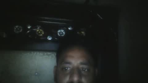 Snapshot of usman184 chatting on October 30, 10:21 pm Mian184 online show from October 30, 10:21 pm