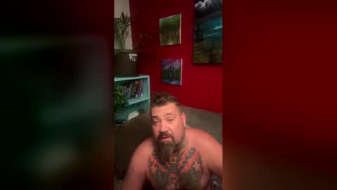 Snapshot of usmcbearcub40 chatting on May 25, 7:03 am usmcbearcub40 online show from May 25, 7:03 am