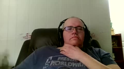 usstarr1 online show from March 5, 5:31 pm