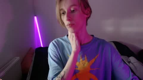 Excuse me online show from January 2, 9:00 am