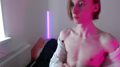 Excuse me online show from February 4, 8:02 am