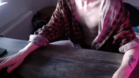 Excuse me online show from March 4, 4:49 am