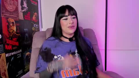 Val help me get 100 thumbs up 3 online show from September 12, 4:23 am