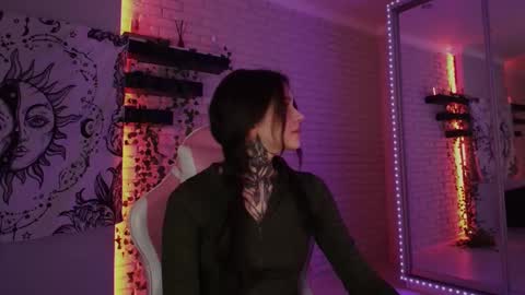 Eva online show from December 9, 9:28 am