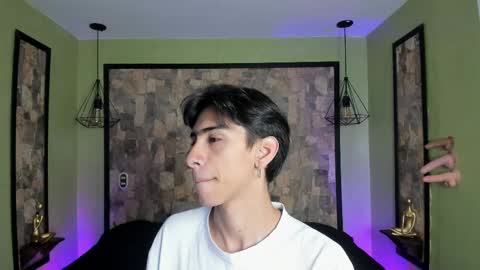 UYUKIE online show from September 12, 11:21 am