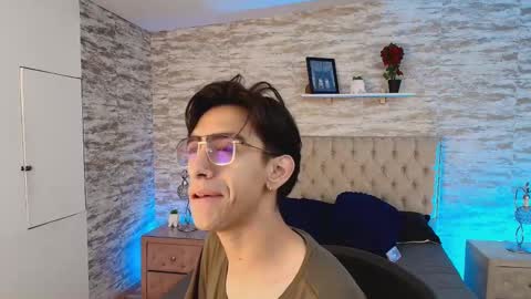 UYUKIE online show from October 30, 11:33 am